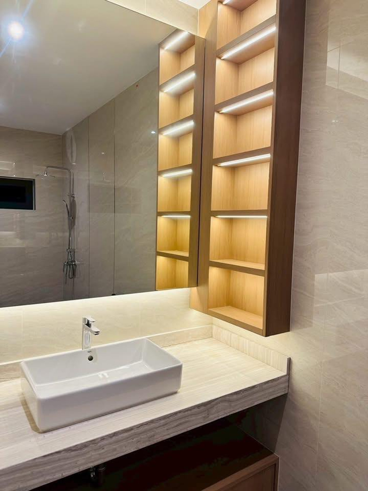 For RentPattaya, Bangsaen, Chonburi : Luxurious pool villa house for rent Near Jomtien Beach, Pattaya