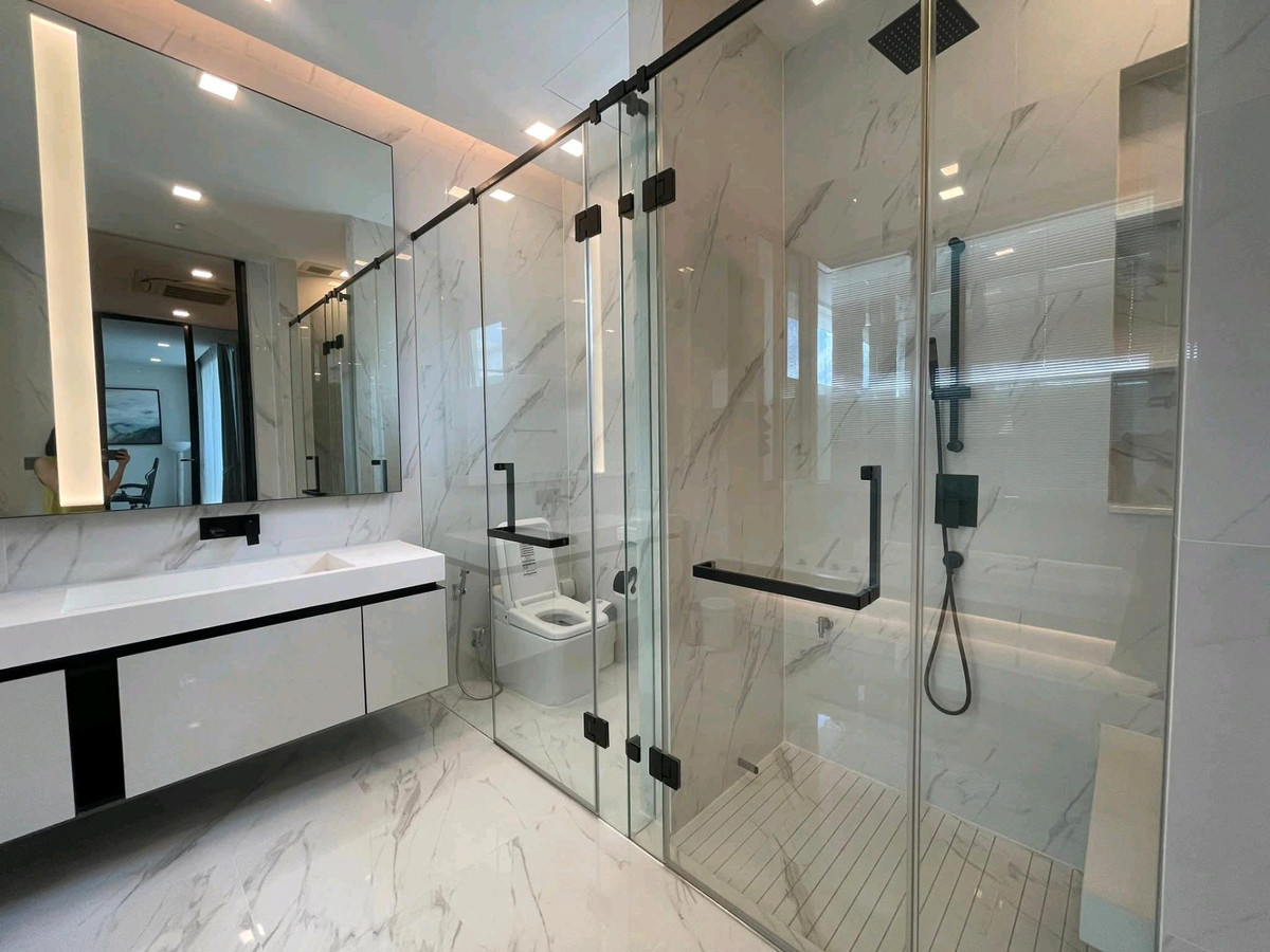 ให้เช่าบ้านเลียบทางด่วนรามอินทรา : 🌜🌟🌛Luxury House for Rent @ VIVE Ekamai–Ramintra 🏡
📍 โครงการ VIVE เอกมัย–รามอินทรา (เลียบด่วนรามอินทรา)