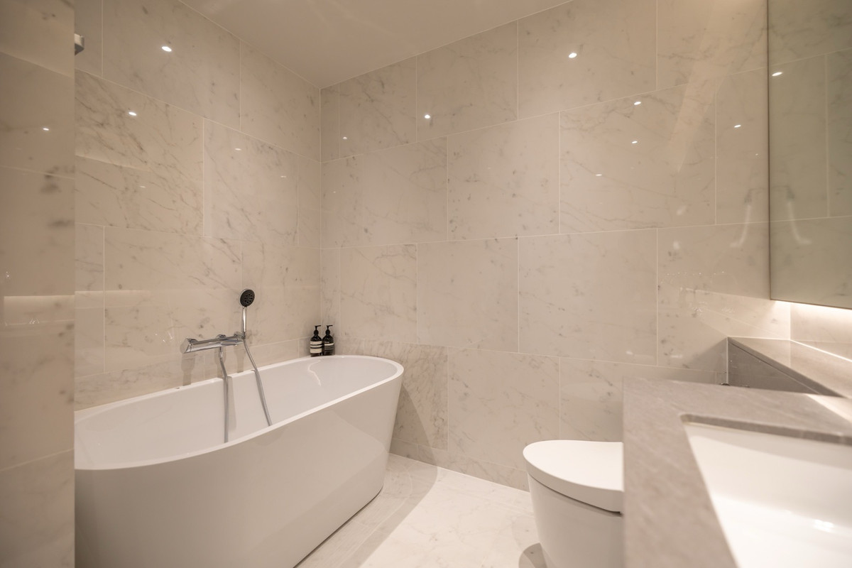 ให้เช่าคอนโดวิทยุ ชิดลม หลังสวน : Tonson One Residence