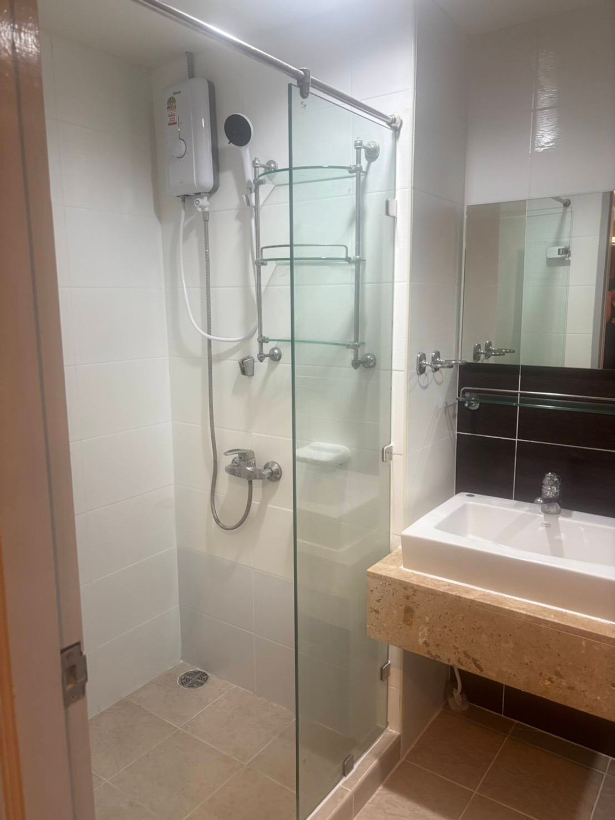 ให้เช่าคอนโดสุขุมวิท อโศก ทองหล่อ : Grand Park View Asoke 3 ห้องนอน คอนโดทำเลดีมาก ใจกลางเมืองใกล้ bts,mrt ว่างพร้อมให้เช่า