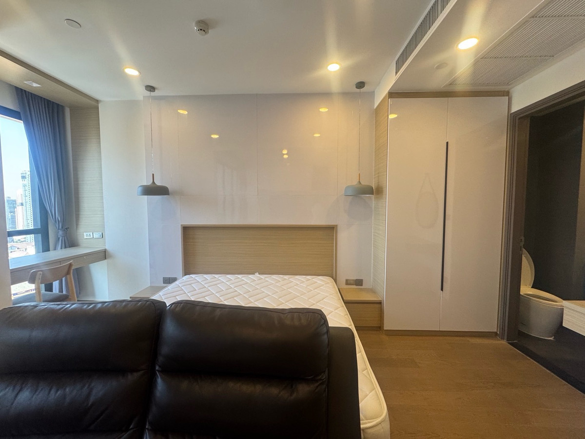 For RentCondoSiam Paragon ,Chulalongkorn,Samyan : Condo for Rent in Prime Location, City Center 🌃 1Bed 34sq.m. 💰 26k/m
📞Phat 064-642-8664