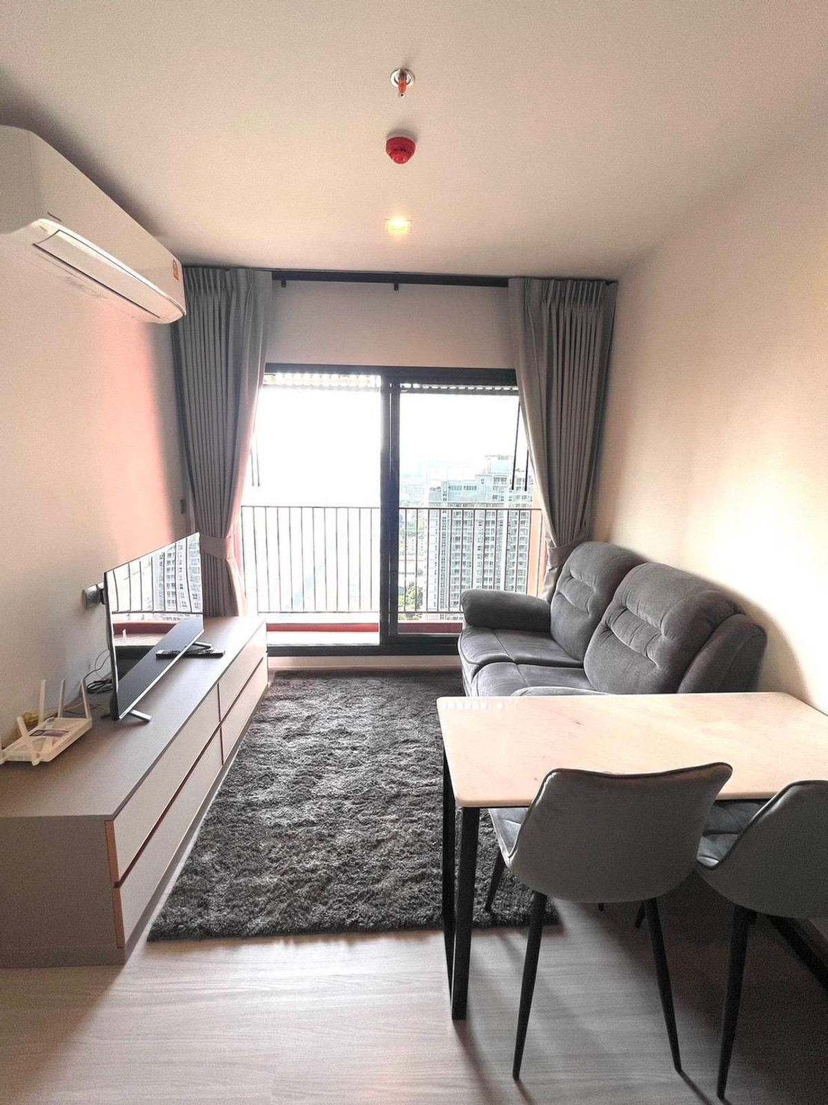 For RentCondoRama9, Petchburi, RCA : 💥ST-5502💥Life Asoke Hype👉Line : @fastcondo