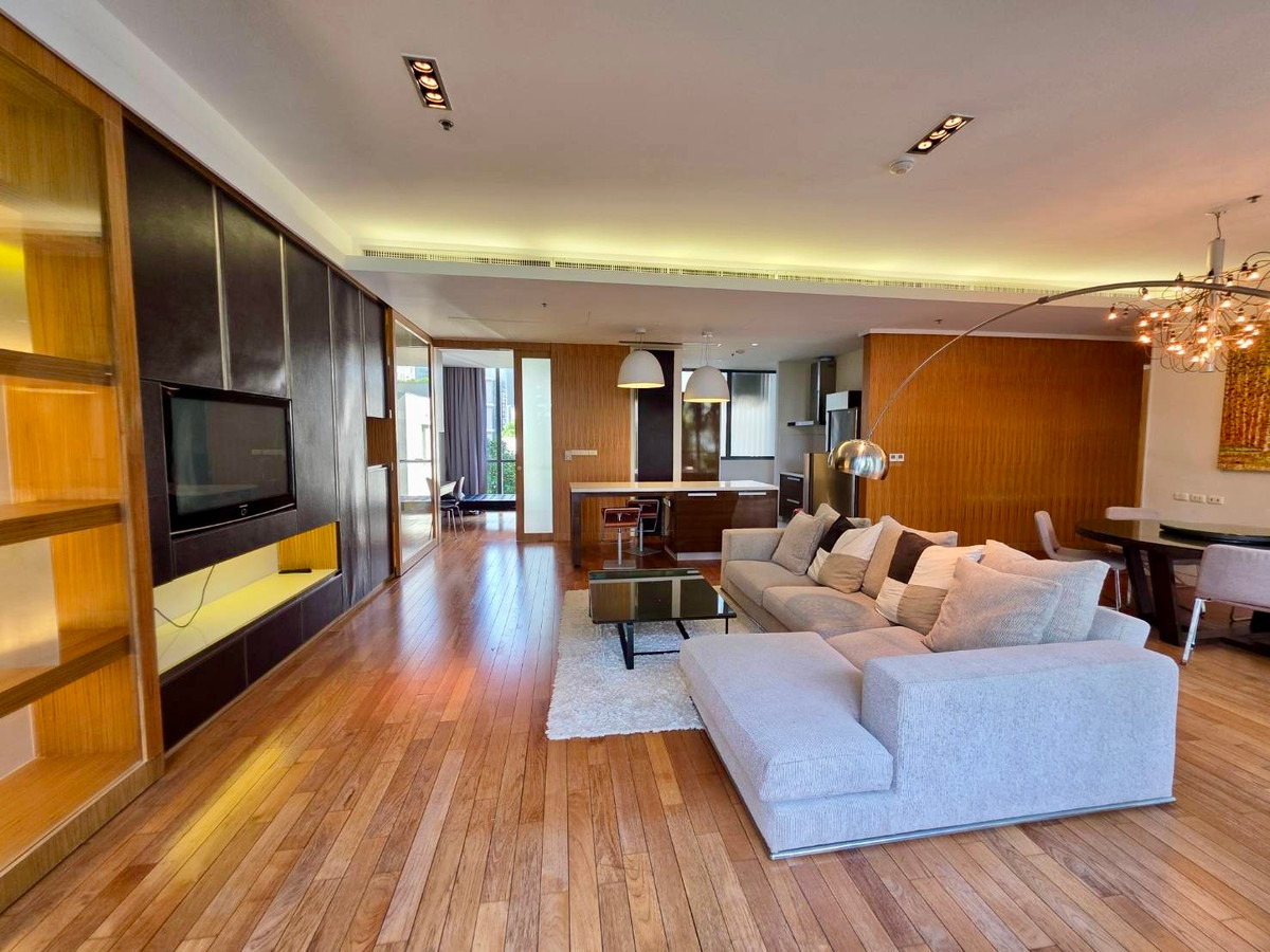คอนโดสุขุมวิท อโศก ทองหล่อ : Domus Sukhumvit 16: 2+1 bed 3bath 167sqm. Sell: 45,000,000 Rent: 110,000/mth. Am: 0656199198