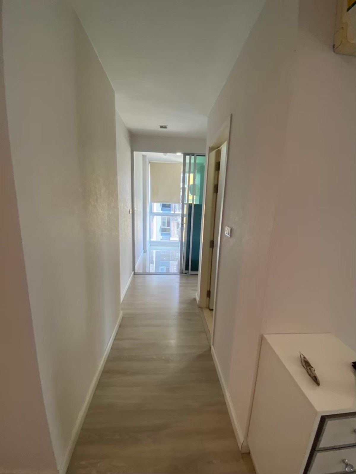 ให้เช่าคอนโดคลองเตย กล้วยน้ำไท : คอนโด Metro Luxe พระราม 4 ให้เช่า 40sqm. ราคา 16,000 ต่อรองได้