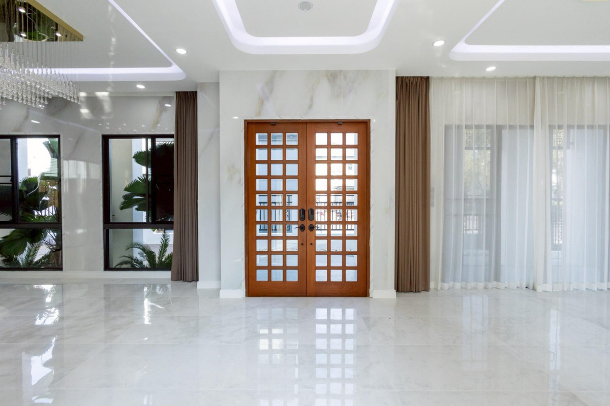 ขายบ้านสมุทรปราการ สำโรง : แกรนด์ บางกอก บูเลอวาร์ด ศรีนครินทร์ / 5 ห้องนอน (ขาย), Grand Bangkok Boulevard Srinakarin / 5 Bedrooms (FOR SALE) FON283