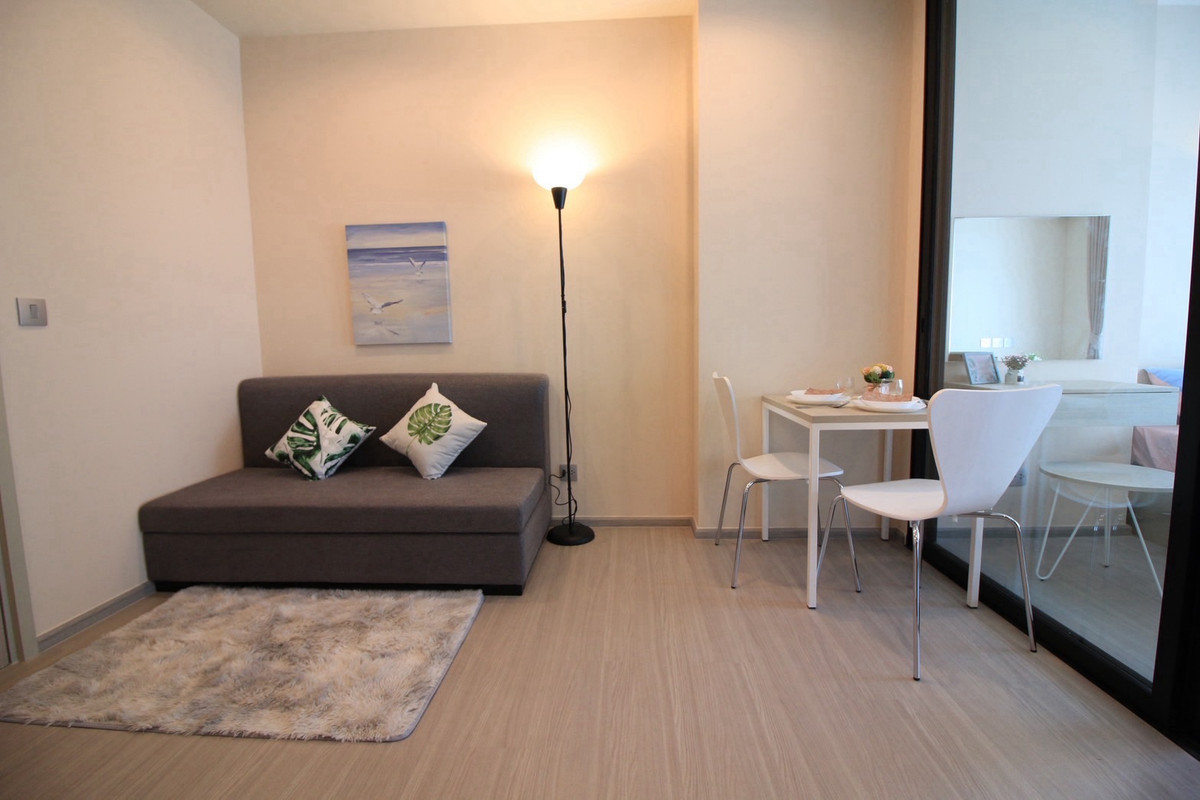 For RentCondoSamut Prakan,Samrong : 🔥For rent Aspire Erawan, next to BTS, fully furnished, ready to move in, 25th floor, pets not allowed.