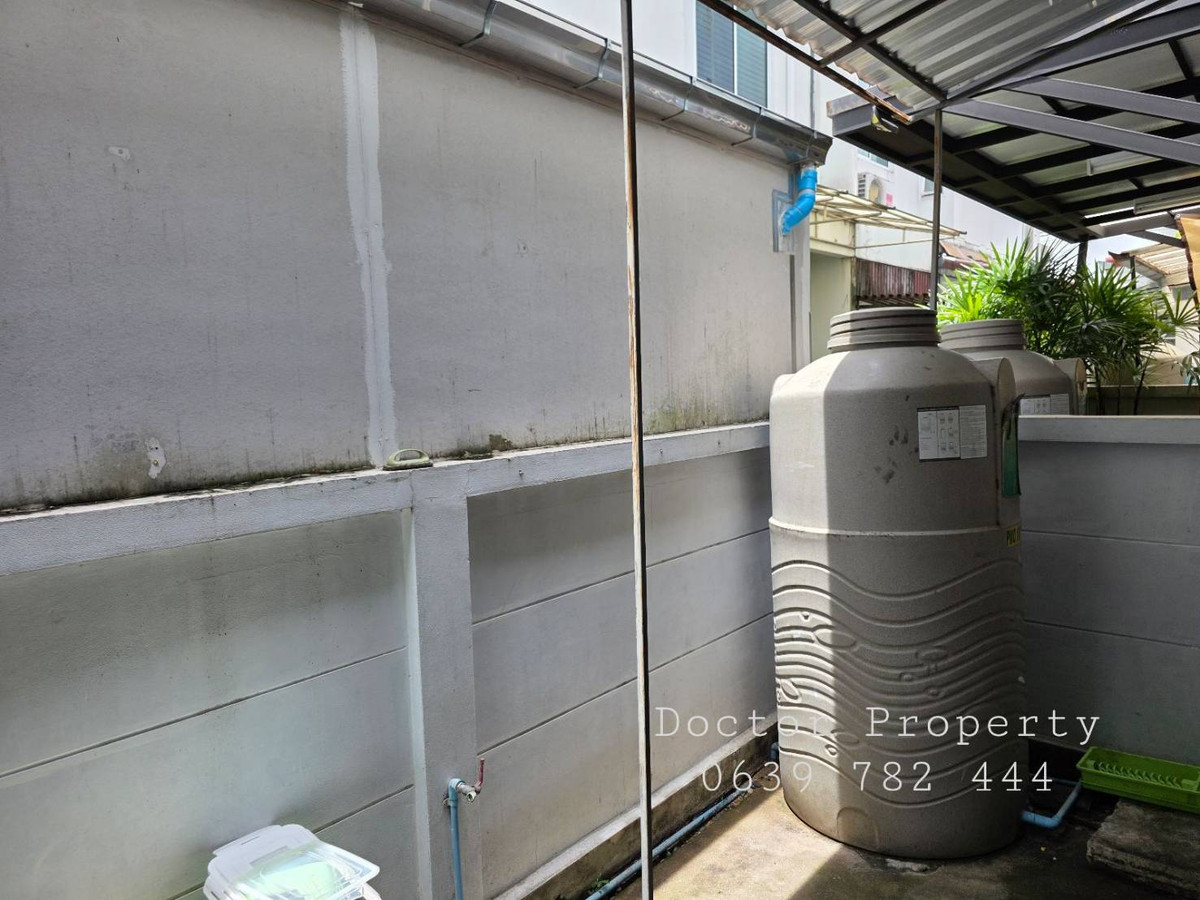 For RentTownhomeLadkrabang, Suwannaphum Airport : 🚗 Minutes to CBD & Airport – Prime Location Townhome 3 Storey Town Home for RENT in The Metro Rama9 – a 18.8 Sq.w. 3 bed 3 bath Fully Furnished & Move-in Ready.