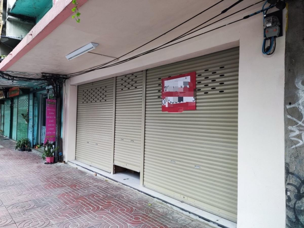 ให้เช่าอาคารพาณิชย์เยาวราช บางลำพู : อาคารพาณิชย์ 3 ชั้น 2 คูหา รีโนเวทใหม่ ทำเลดี ให้เช่า ย่านหลานหลวง-นางเลิ้ง ใกล้ตลาดนางเลิ้ง เพียง 500 เมตร