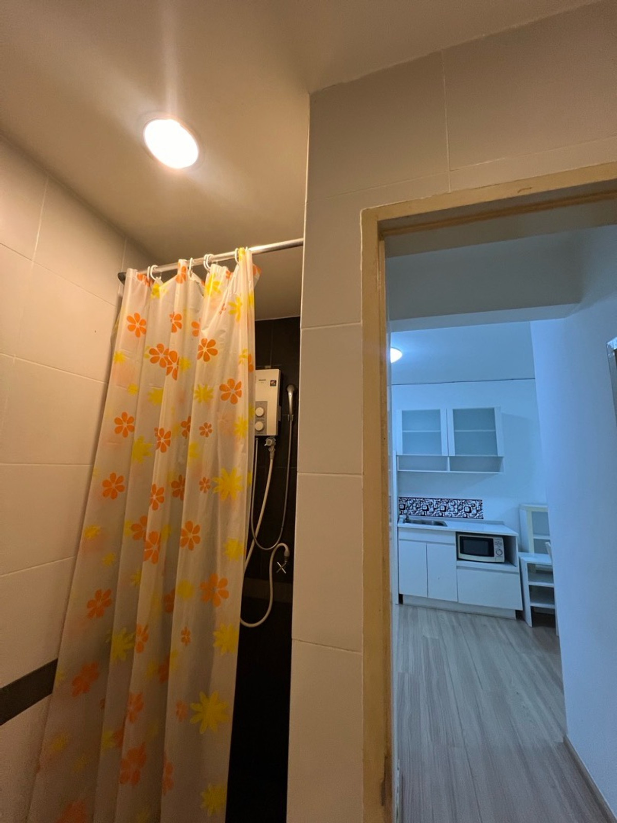 ให้เช่าคอนโดพระราม 9 เพชรบุรีตัดใหม่ RCA : ให้เช่า A Space Asoke-Ratchada อโศกรัชดา  
📍 ใกล้ MRT พระราม 9 700 เมตร