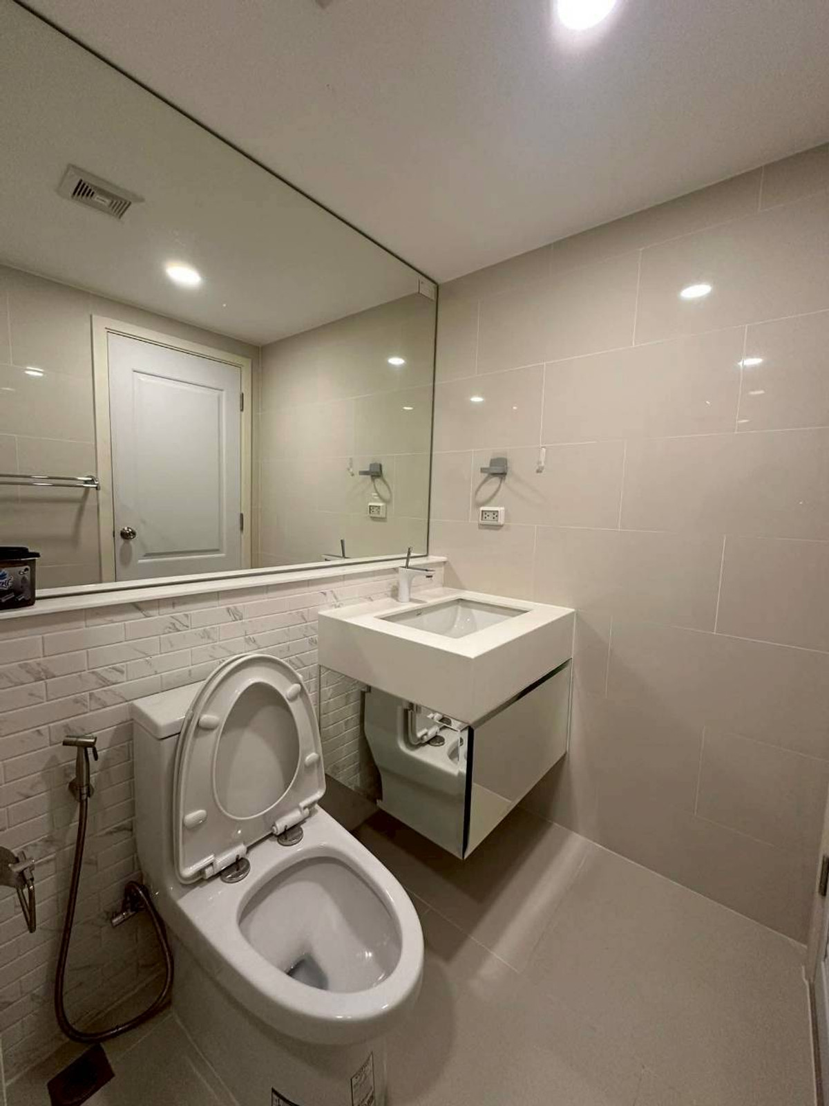 For RentCondoKasetsart, Ratchayothin : ✅ CRYN107 ✅ Line : @p2nproperty