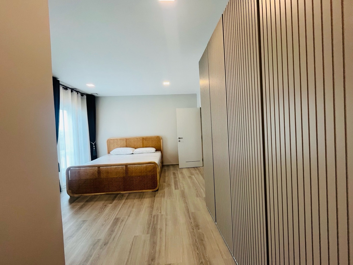 ให้เช่าบางนา แบริ่ง ลาซาล : For Rent