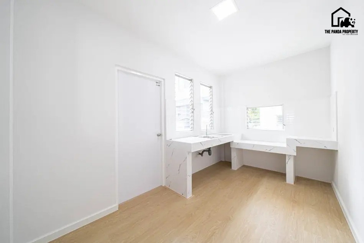 ขายบ้านสมุทรปราการ สำโรง : ชลลดา สุวรรณภูมิ