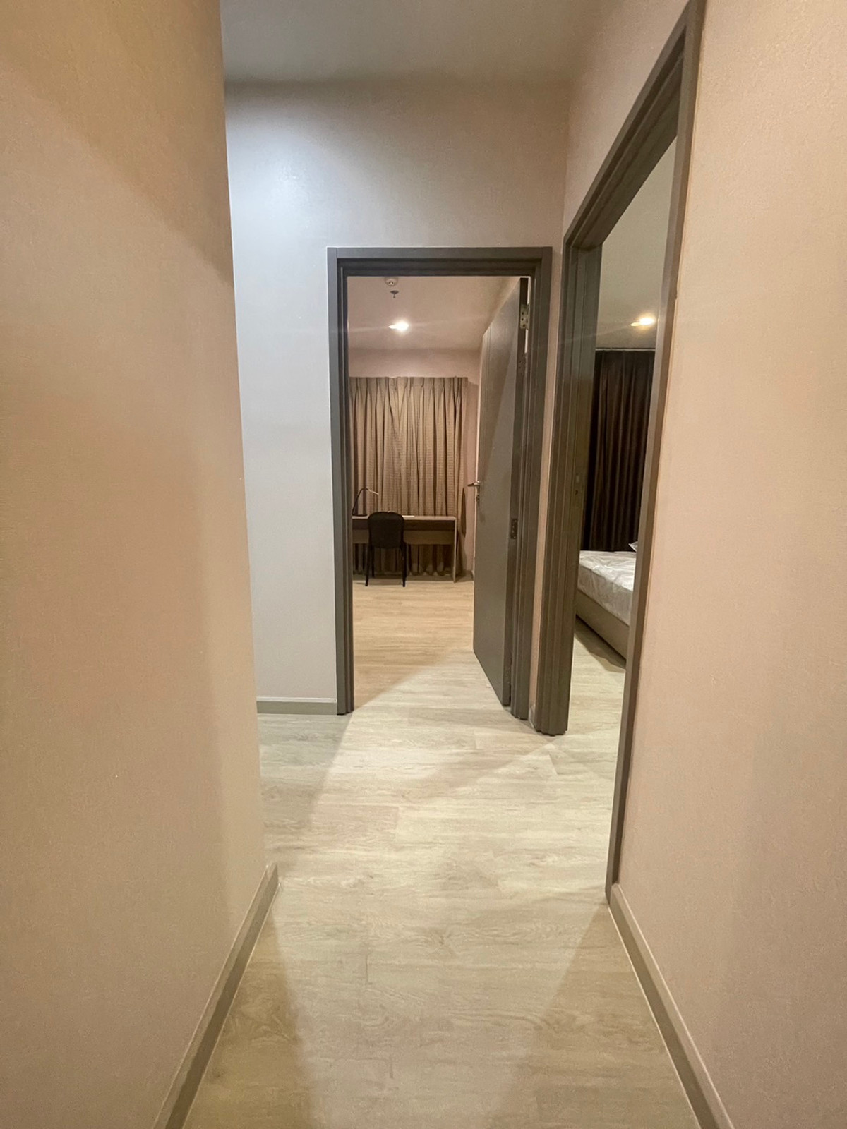 ให้เช่าคอนโดวงเวียนใหญ่ เจริญนคร : Teal Sathorn Taksin 2 ห้องนอน ติด bts วงเวียนใหญ่ ห้องสวยพร้อมให้เช่า 22,000/เดือน