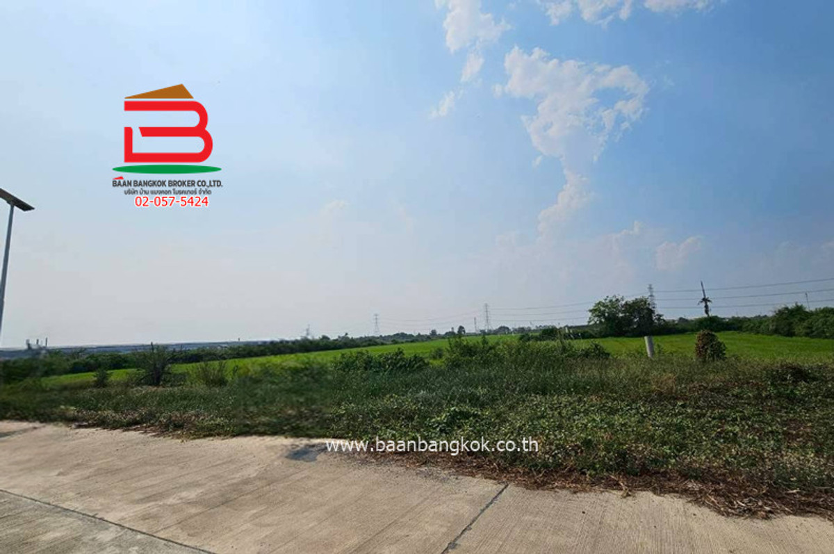 For SaleLandNakhon Pathom : Vacant land, Soi Wat Bang Pla, Bang Len-Sai Noi Road, area 4 rai 2 ngan 11 sq m., Bang Len Subdistrict, Bang Len District, Nakhon Pathom Province.