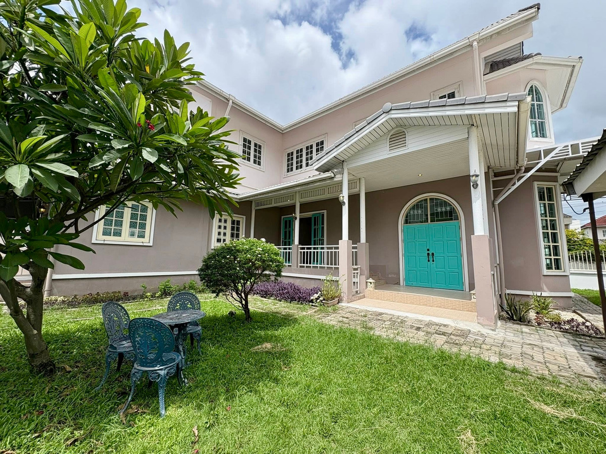 For SaleHouseOnnut, Udomsuk : Muangthong Village 4 Sukhumvit 101 / 4 Bedrooms (For Sale), Muangthong Village 4 Sukhumvit 101 / 4 Bedrooms (FOR SALE) GNG054