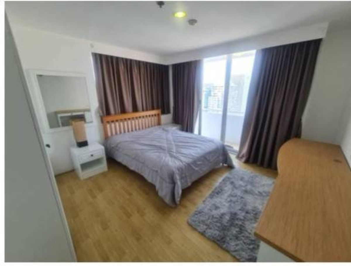 For RentCondoSukhumvit, Asoke, Thonglor : For rent, Asoke Place, cheapest in the Asoke area! 2 bedrooms, 82 sq m., high floor, only 28,000 baht.