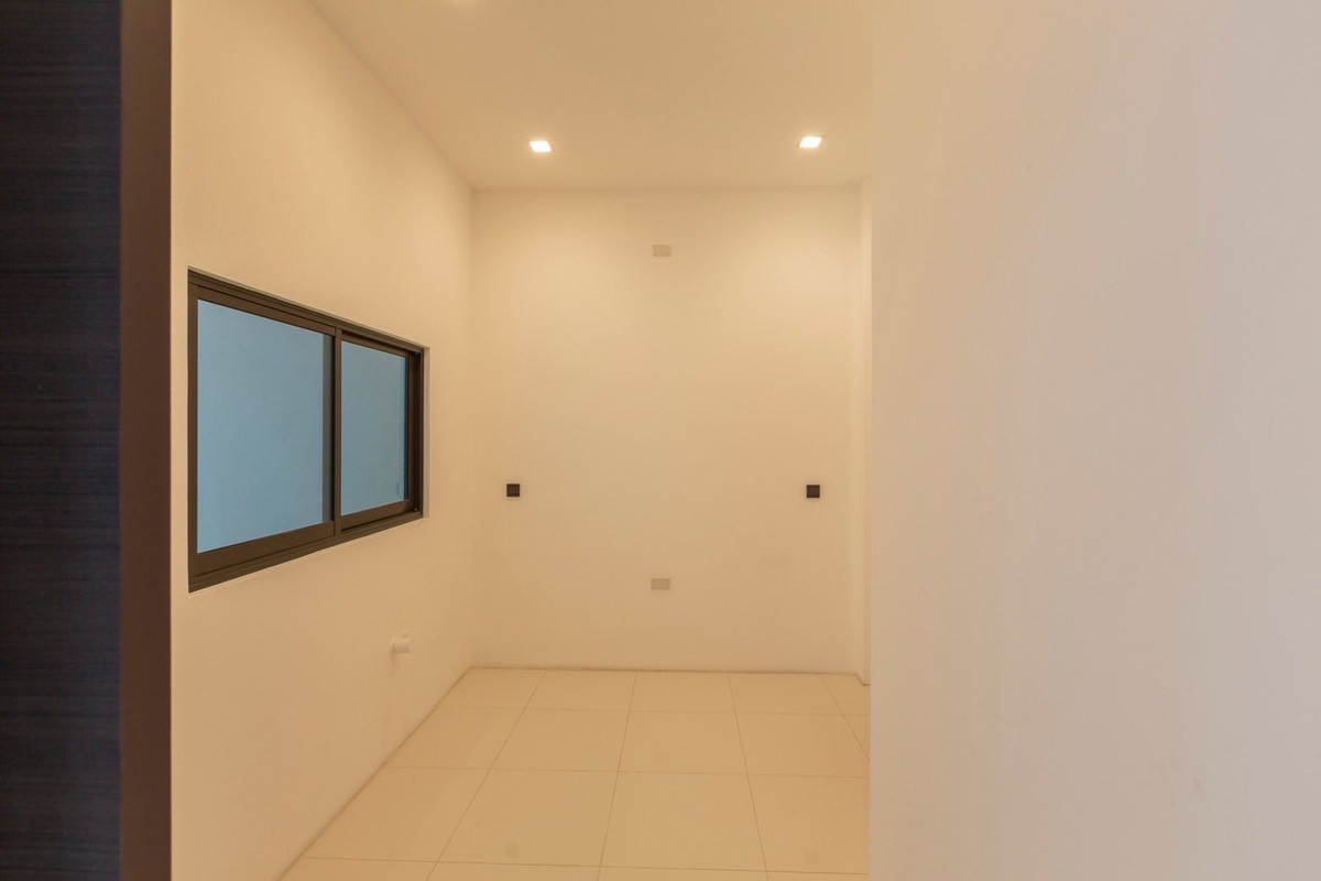 ขายบ้านวิภาวดี ดอนเมือง หลักสี่ : The Gentry วิภาวดี 3 ชั้น พร้อมลิฟต์ส่วนตัว Please call: 082-894-4624