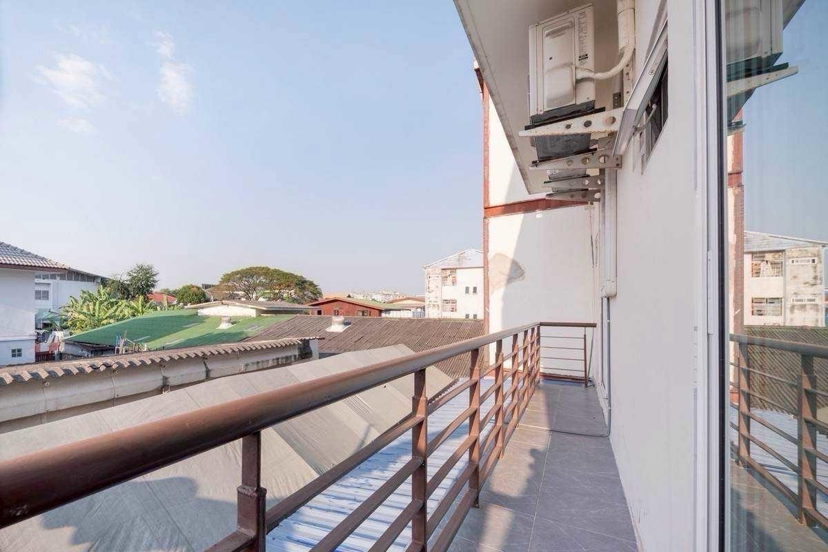 ให้เช่าทาวน์โฮมลาดพร้าว101 แฮปปี้แลนด์ : ให้เช่า Townhome บ้านบดินทร์ลาดพร้าว112 🌲🔆🔆 联排别墅出租，Baan Bodin Ladprao 112。