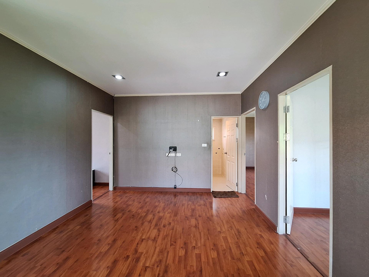 ให้เช่าบ้านมีนบุรี-ร่มเกล้า : บ้านเช่าร่มเกล้า ศุภาลัย พาร์ควิลล์ ร่มเกล้าสุวรรณภูมิ มีนบุรี 67 ตร.ว. 3 นอน ติดถนนร่มเกล้า เข้ามาเพียง 250 เมตร