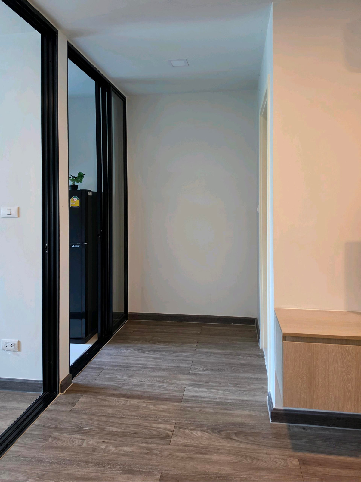 For RentCondoRatchadapisek, Huaikwang, Suttisan : 🚩For Rent: The Collect Ratchada 32 / 28 Sqm. / 3 fl. / Garden View