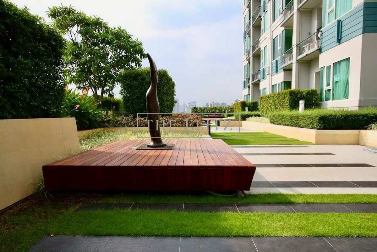 For RentCondoSukhumvit, Asoke, Thonglor : ✨ Turn a condo into a valuable asset in the heart of the CBD ✨ IVY Thonglor, location near J Avenue on a truly affordable budget.