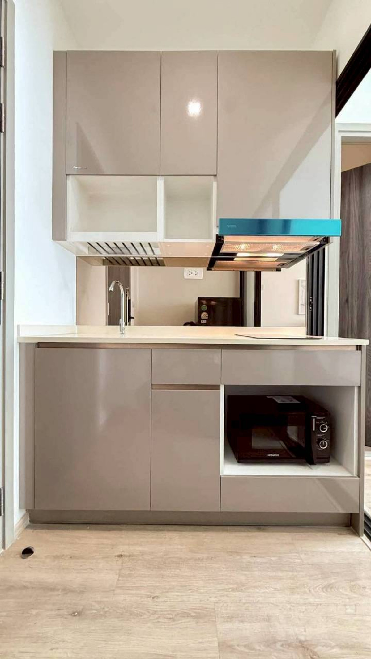 ให้เช่าคอนโดพัฒนาการ ศรีนครินทร์ : ✅ TR9S168 ✅ Line : @p2nproperty