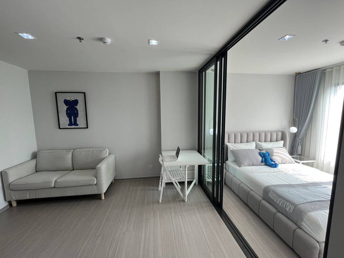 ให้เช่าคอนโดท่าพระ ตลาดพลู วุฒากาศ : ให้เช่า Life sathorn sierra ห้องขนาด 33 ตร.ม. กว้างขวางไม่อึดอัด พร้อมส่วนกลางอลังการสไตล์ Forest Park ใจกลางสาทร-ท่าพระ