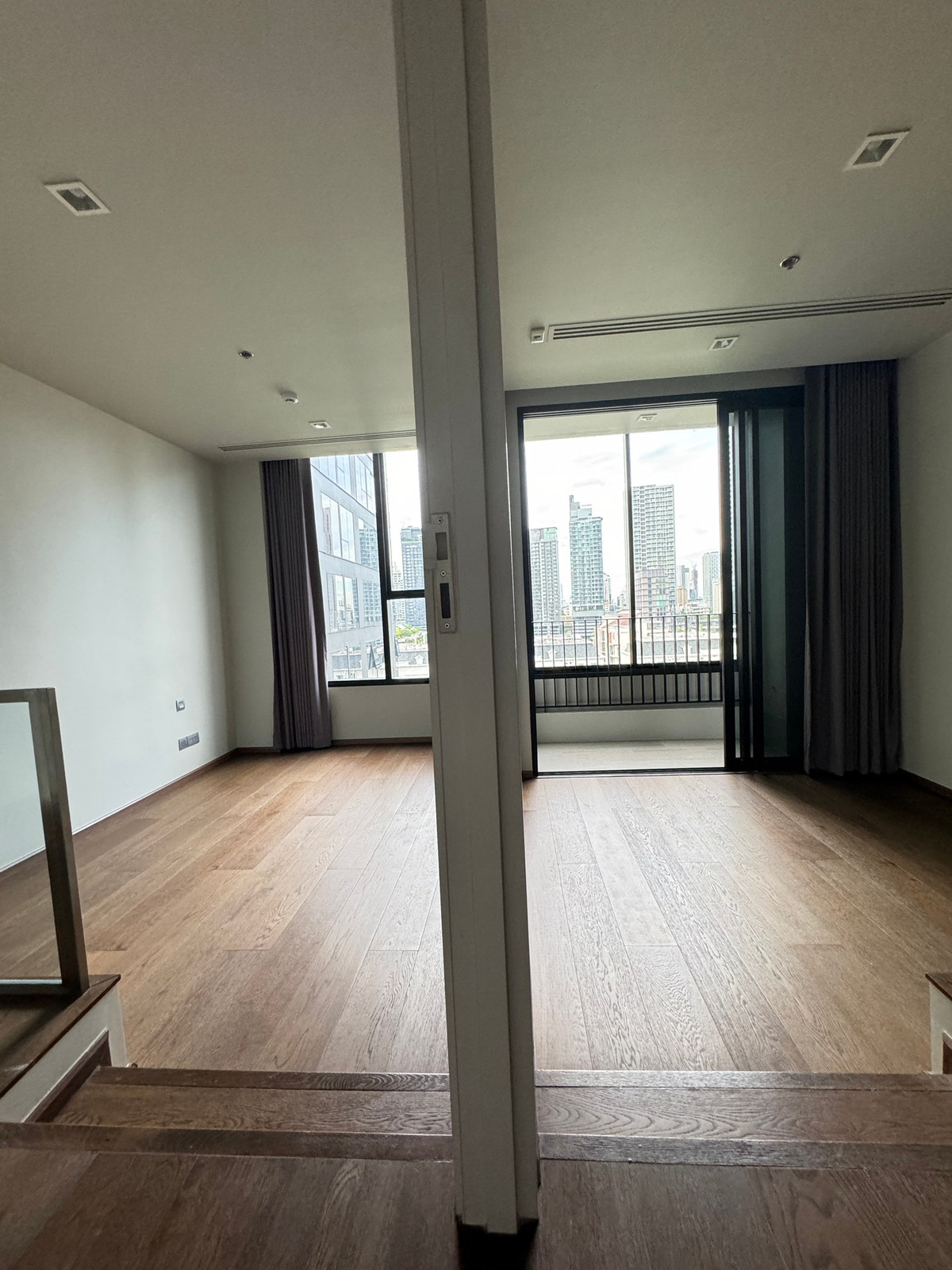 ขายคอนโดสุขุมวิท อโศก ทองหล่อ : โปรปิดตึก 🔥 IDEO Q Sukhumvit 36 ตึกดำสุดเท่ 🎉 𝟏 𝐁𝐞𝐝𝐫𝐨𝐨𝐦 33.98 sq.m. ราคาเดียว 𝟓.𝟗𝟗 𝐌𝐁* 🎉 พร้อมอยู่ โทรฝ่ายขาย 0845546165