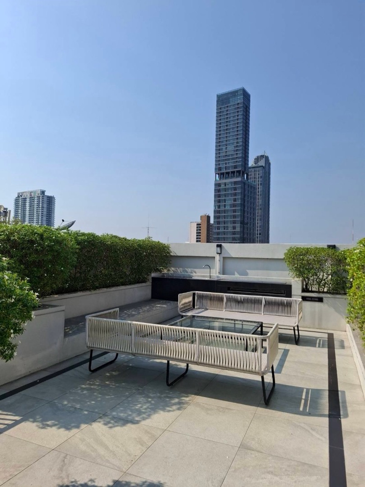 For RentCondoRatchathewi,Phayathai : Maestro Condo for rent, Ratchathewi BTS Ready to move in, 16,000 baht, close to Siam, only 1 station.