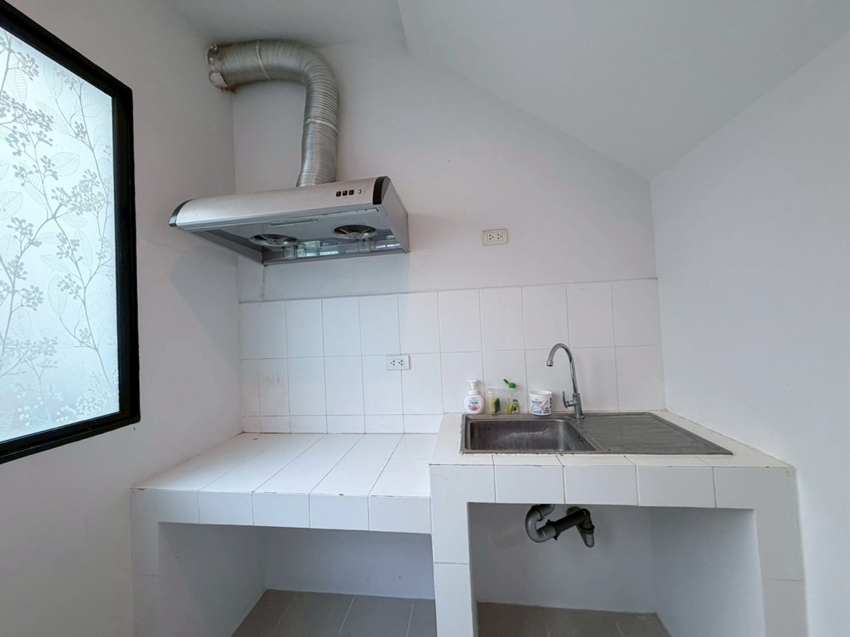 ให้เช่าทาวน์โฮมราษฎร์บูรณะ สุขสวัสดิ์ : 🏡 ปล่อยเช่าทาวน์โฮม 3 ชั้น | บ้านกลางเมือง สุขสวัสดิ์ ใกล้แยกพระประแดง
ทำเลดีมาก ติดถนนใหญ่ ใกล้ห้าง รถไฟฟ้ากำลังมา!