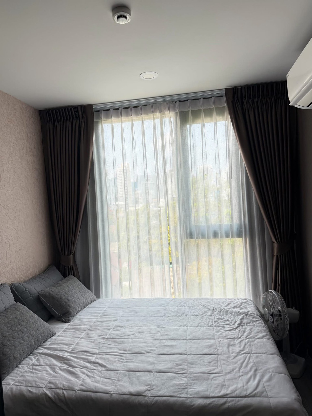 ให้เช่าคอนโดลาดพร้าว เซ็นทรัลลาดพร้าว : ห้องว่างแล้วค่ะ ห้องไม่เคยปล่อยเช่า ทำเลดี 