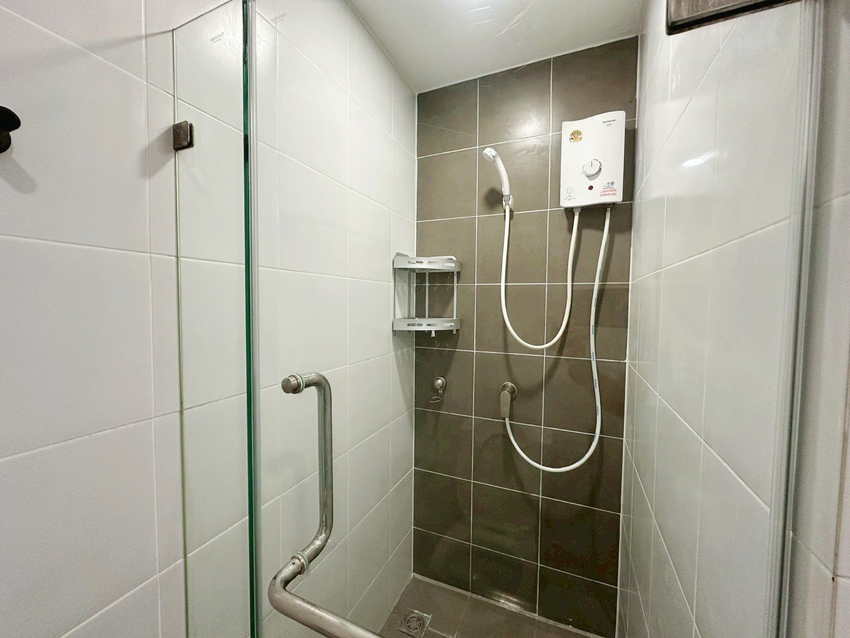 For SaleCondoRatchadapisek, Huaikwang, Suttisan : For Sale 2.1MB✨️One bedroom low-rise condo 33sqm Swimming pool view 🚄Near MRT Suthisarn & BTS Chokchai4 