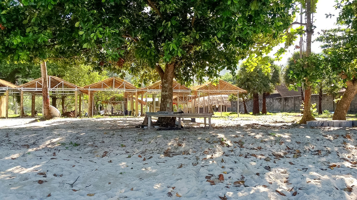 ขายที่ดินภูเก็ต : ขายที่ดิน ภูเก็ต เกาะโหลน 2 ไร่ 73 ตารางวา