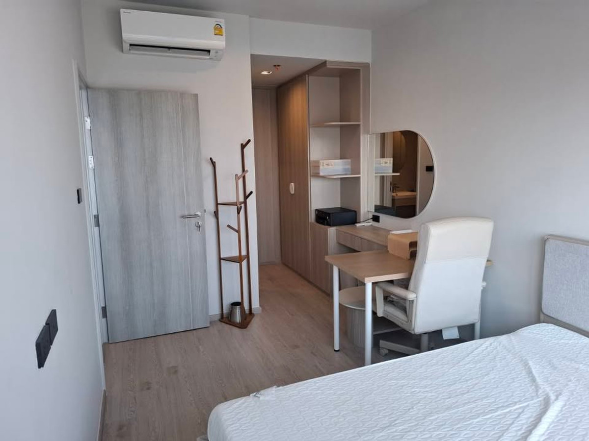 For RentCondoWongwianyai, Charoennakor : ⭐️ Reference Sathorn-Wongwianyai ⭐️ 1 bedroom, 1 bathroom, complete amenities.