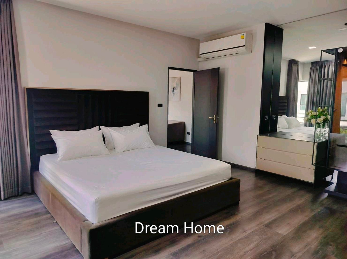 ทาวน์โฮมบางนา แบริ่ง ลาซาล : ขายด่วน / ให้เช่า วีเว่ บางนา กม.7
Tel: 083-966-3665 