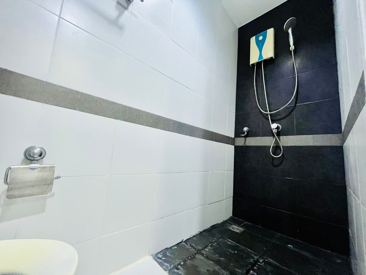 ขายคอนโดพระราม 9 เพชรบุรีตัดใหม่ RCA : 2 ห้องสวยทำเลดี เฟอร์ฯครบราคาดีมาก!!⭐️A Space Hideaway Asoke-Ratchada (เอ สเปซ ไฮด์อเวย์ อโศก-รัชดา)