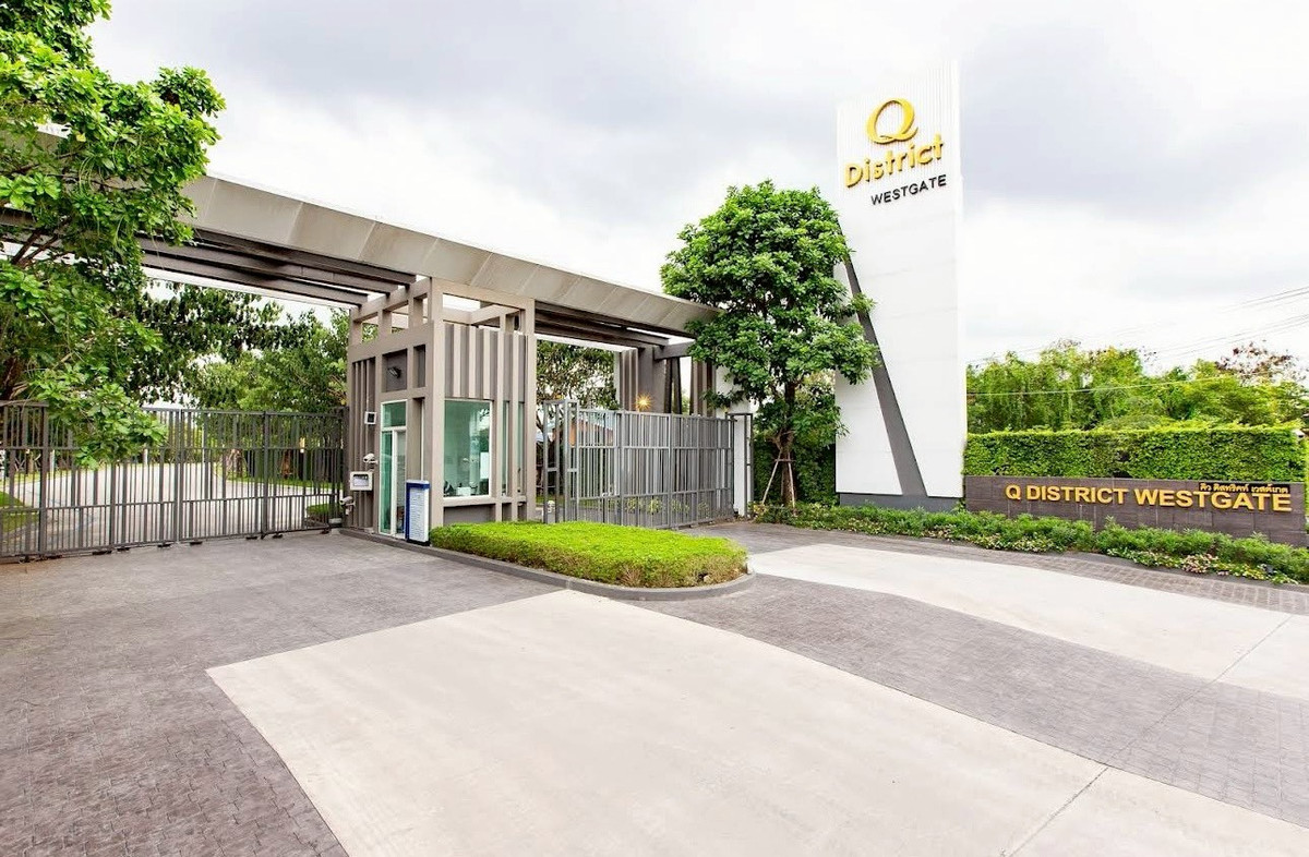 For RentNonthaburi, Bang Yai, Bangbuathong : 💕 Semi-detached house for rent, Q District Westgate project 💕 Beautiful house, ready to move in, complete with functions, suitable for both living and making a home office.