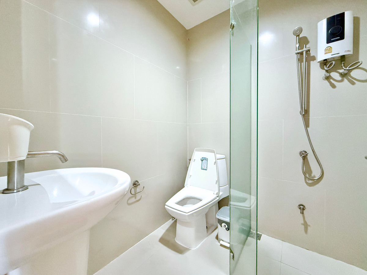 ขายคอนโดลาดพร้าว เซ็นทรัลลาดพร้าว : 🚀 The issara Ladprao - 34ตรม. สตูดิโอ ชั้นสูง ทิศใต้ 092-545-6151 (ทีม)