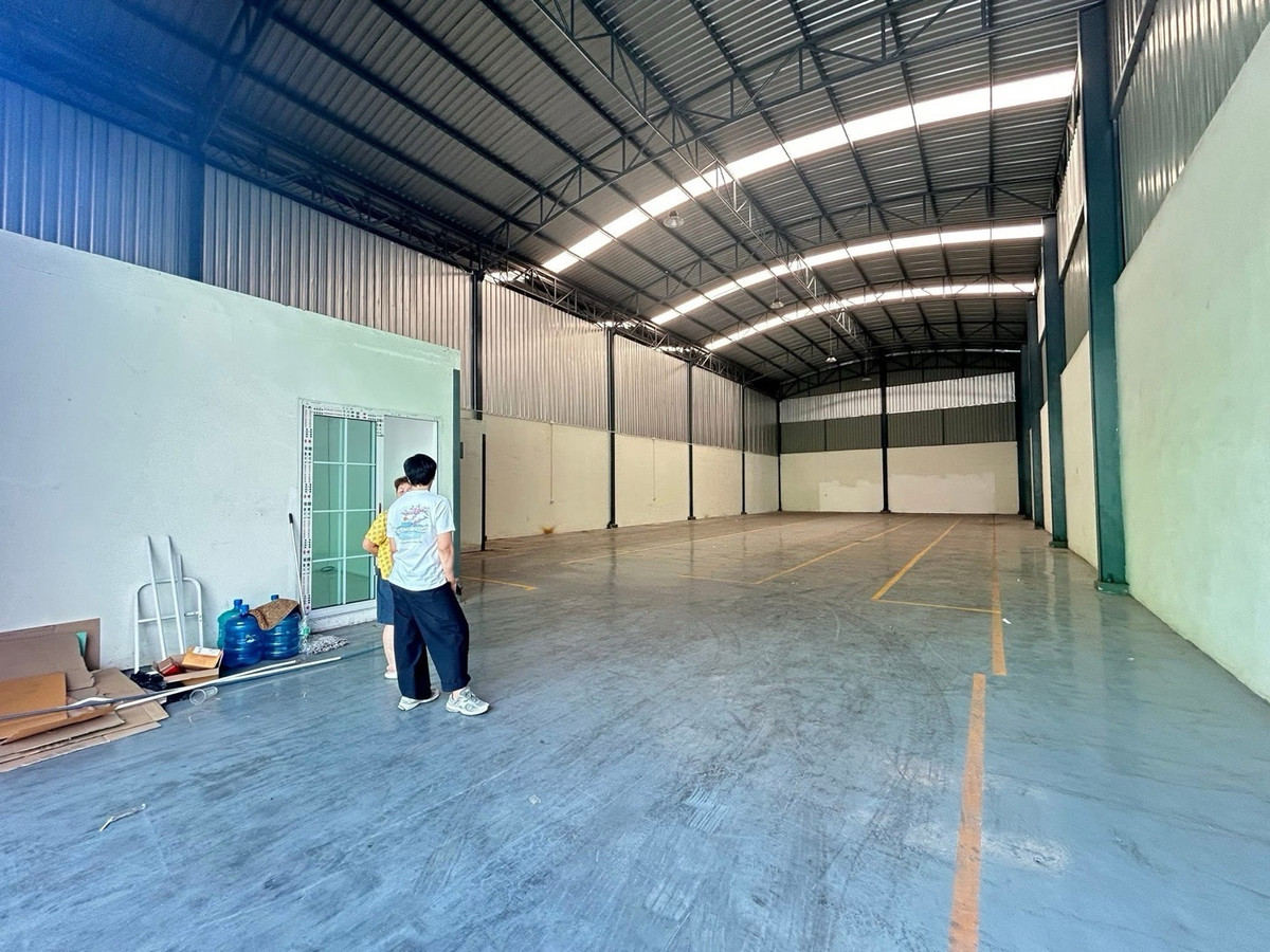 ให้เช่าโกดังพระราม 2 บางขุนเทียน : โกดังให้เช่าบางกระดี่ แสมดำ ติดถนนพระราม2 ขนาด600ตรม. พร้อมออฟฟิศ โกดังสูง9ม. ไฟ3เฟส รถคอนเทนเนอร์เข้าออกได้