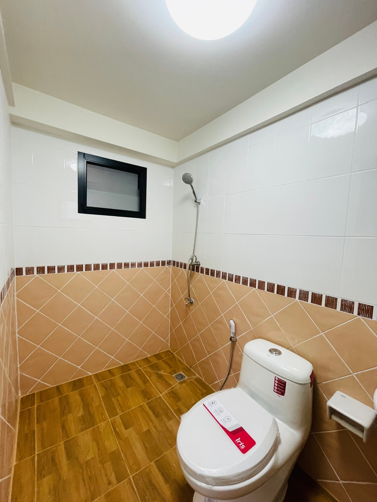 For SaleHouseNonthaburi, Bang Yai, Bangbuathong : Single house for sale, Imperial Laguna 2, Bang Bua Thong, 56 sq m, newly decorated, lots of space, free transfer.