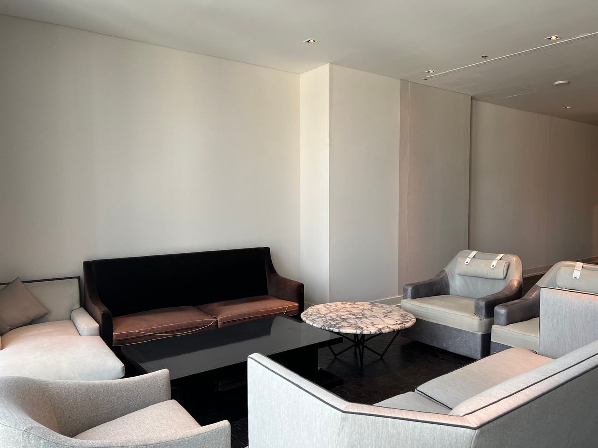 ขายคอนโดสาทร นราธิวาส : 🚨🔥 ขายด่วน | Ritz-Carlton Residences | 3 นอน | 211 ตร.ม. | ชั้น 28 | 65 ล้าน ALL-IN ⚡ ไม่มีค่าโอน ⚡ ไม่มีภาษี ⚡ ไม่มีค่าใช้จ่ายเพิ่ม | ~308K/ตร.ม. เทียบตลาด 440K/ตร.ม. 💰 ต่ำกว่าตลาด 30% 🏙️