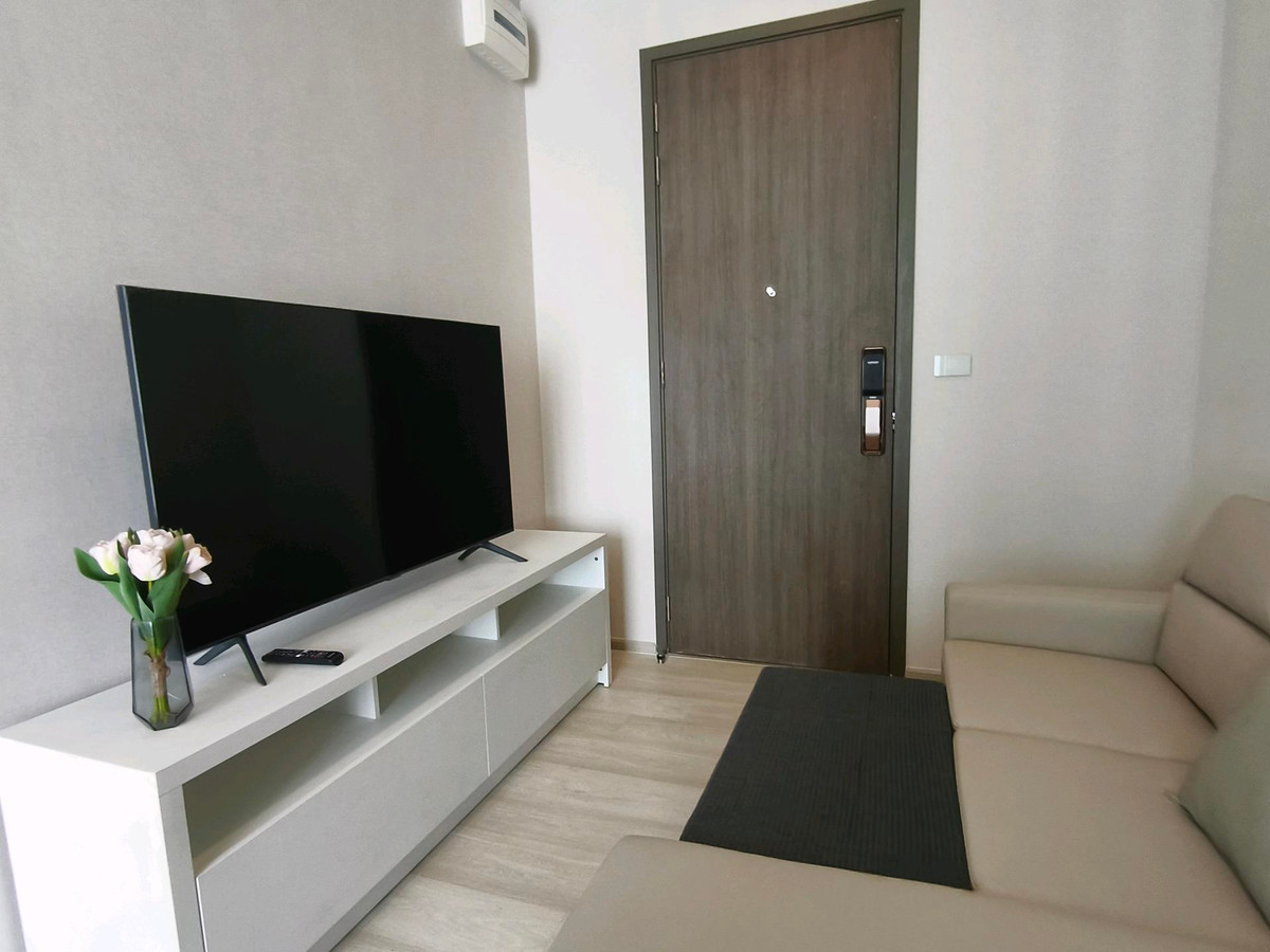 ให้เช่าคอนโดสะพานควาย จตุจักร : 💞15,000฿💞𝐓𝐡𝐞 𝐏𝐫𝐢𝐯𝐚𝐜𝐲 𝐉𝐚𝐭𝐮𝐣𝐚𝐤 เดอะไพรเวซี่ จตุจักร 28 ตร.ม. ชั้น 21 ว่างพร้อมเข้าพักได้เลย 🏢✨ ห้องสวยสภาพดี 

นัดชมห้องจริงได้ทุกวัน 
 : 𝗜𝗗 𝗟𝗜𝗡𝗘 : @bbcondo88