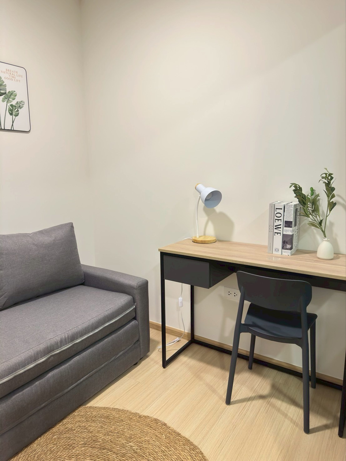 ให้เช่าคอนโดโชคชัย4 ลาดพร้าว71 : ให้เช่าคอนโดชีวาทัยฮอลล์มาร์คลาดพร้าวโชคชัย4 ห้องใหญ่ตรงปกใกล้รถไฟฟ้า