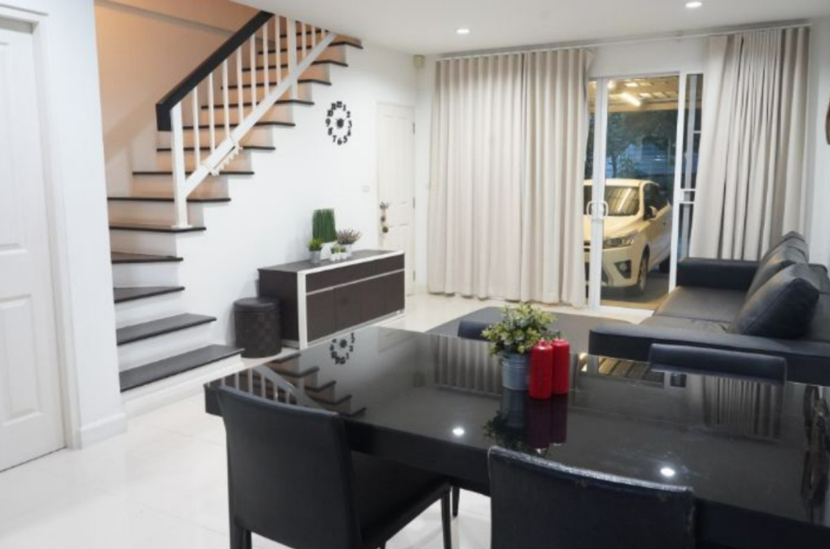 For RentTownhomeLadprao101, Happy Land, The Mall Bang Kapi : ✨ For rent, 3-story townhome, Town Plus X Ladprao project, 3 bedrooms, 3 bathrooms, 27 sq m 🏡💖