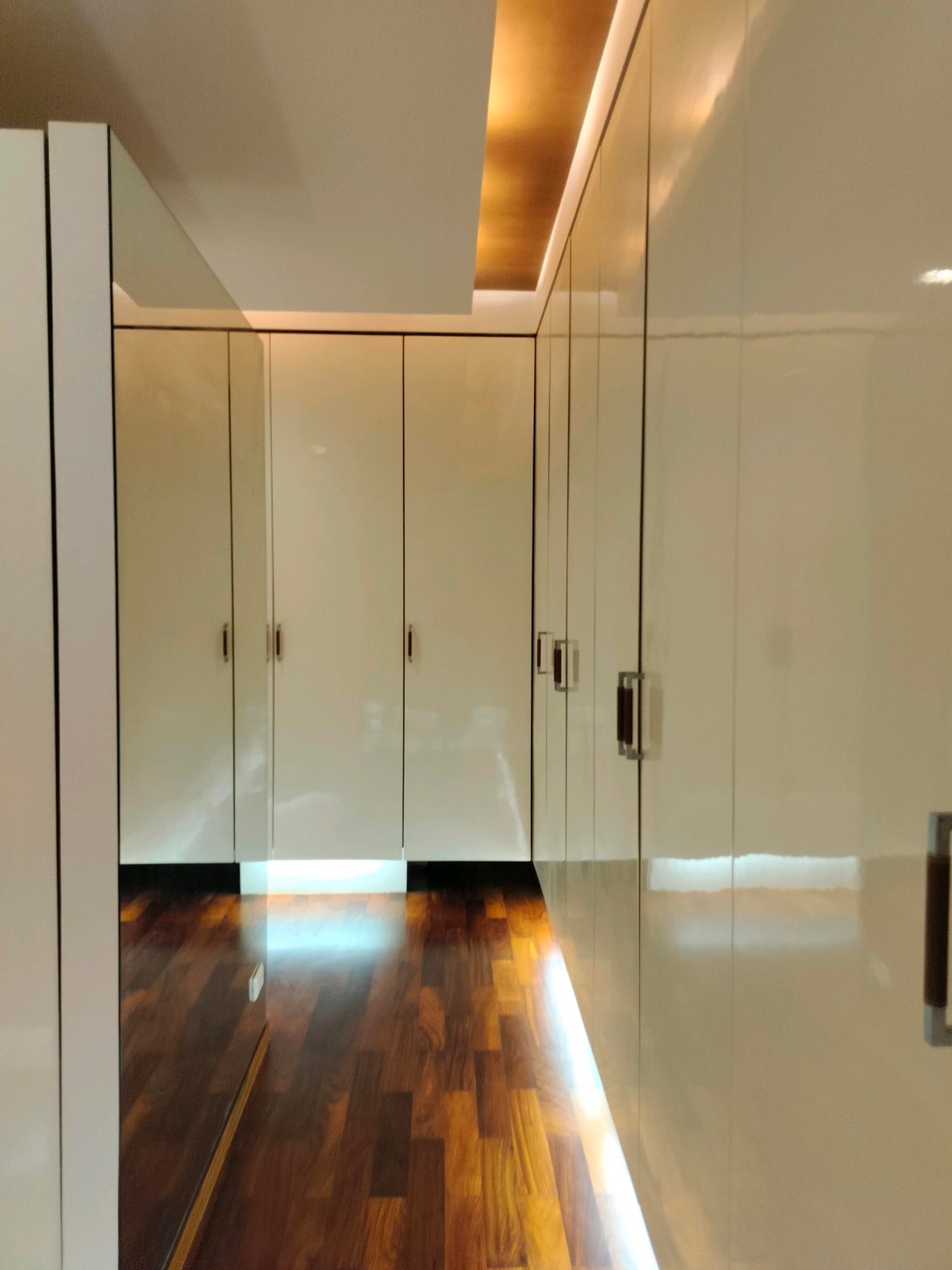 For RentHouseBangna, Bearing, Lasalle : Urgent Rent 4 Bedrooms private pool villa near Bangkok Patana school Call: 083-966-3665