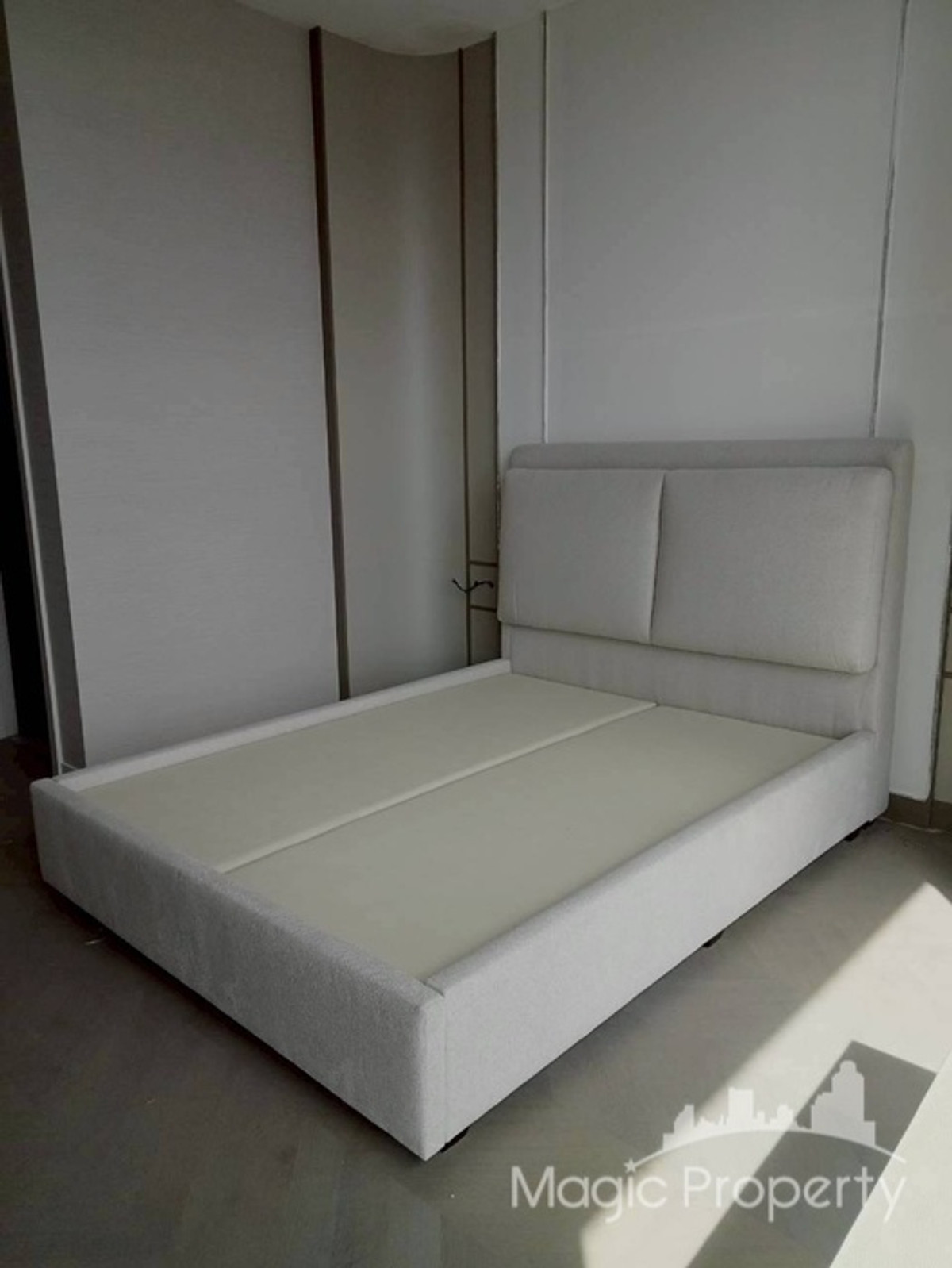 ขายคอนโดวิทยุ ชิดลม หลังสวน : ขาย 3 ห้องนอน ใน วันเอทไนน์ ไวร์เลส คอนโดมิเนียม ถนนวิทยุ แขวงลุมพินี เขตปทุมวัน กรุงเทพมหานคร