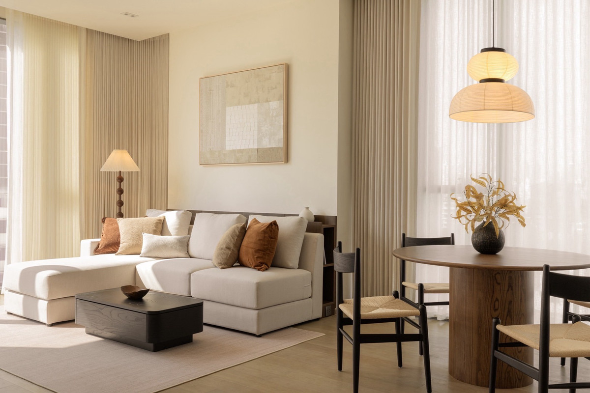 For SaleCondoSukhumvit, Asoke, Thonglor : The Strand Thonglor - Fully Furnished 2 bedrooms 90.7 sq m. Price 35,000,000 baht 📞 Call / LINE : 097-262-6652