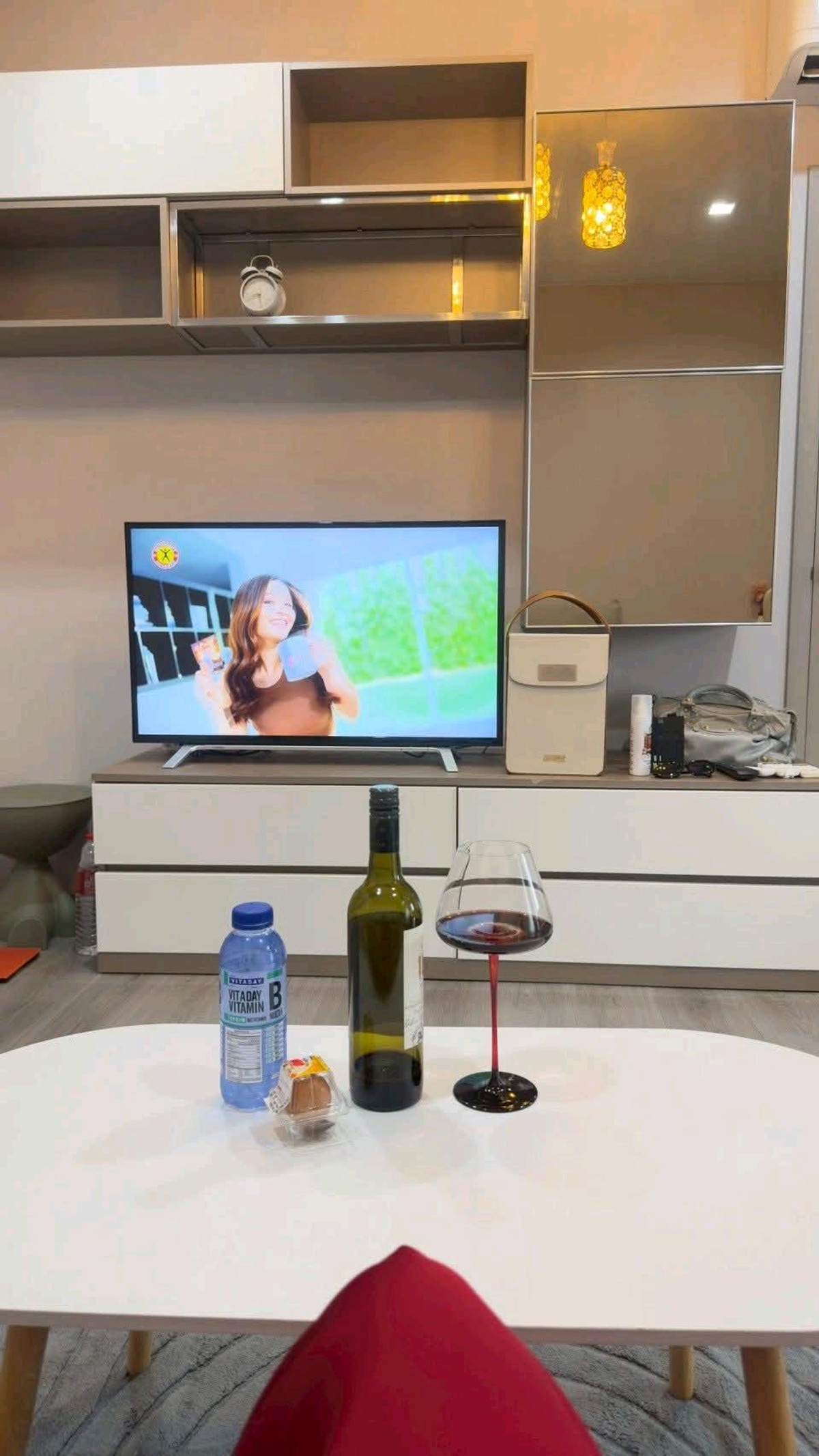 ให้เช่าคอนโดรัตนาธิเบศร์ สนามบินน้ำ พระนั่งเกล้า : ให้เช่า Politan rive ชั้น 35 ขนาด 31 ตร.ม ตกแต่งสวย วิวแม่น้ำ เฟอร์ครบพร้อมอยู่