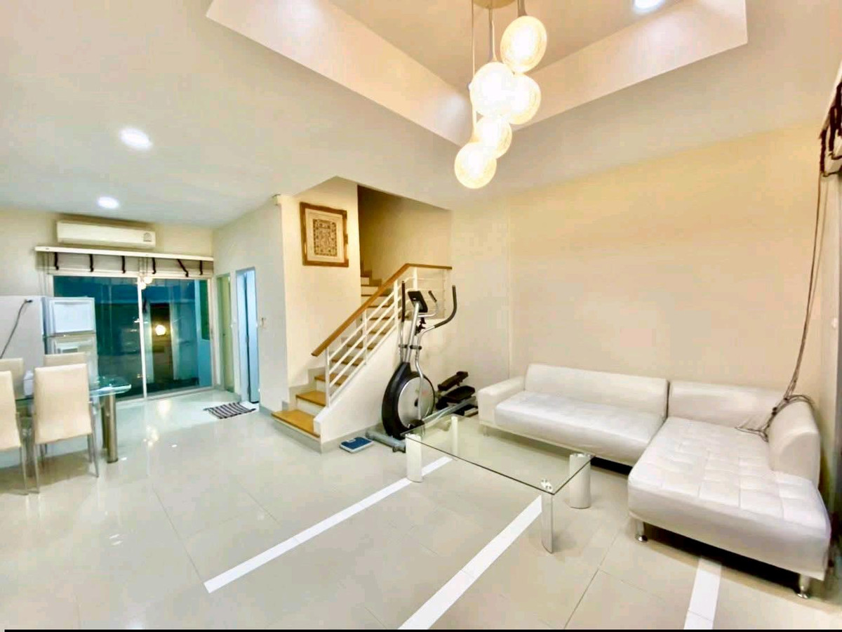 ให้เช่าทาวน์โฮมพัฒนาการ ศรีนครินทร์ : ❗ให้เช่าบ้านกลางเมืองทำเลกรุงเทพกรีฑา