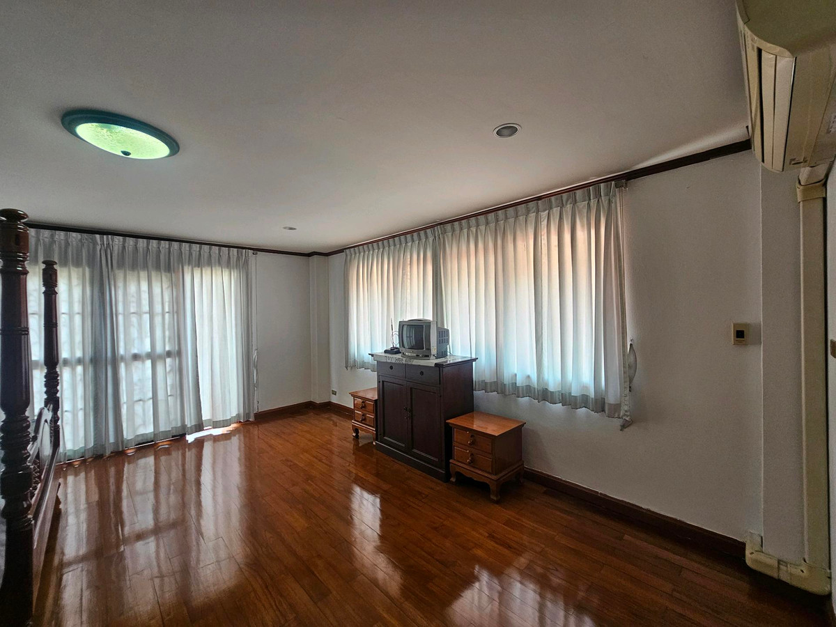 ให้เช่าอาคารพาณิชย์โชคชัย4 ลาดพร้าว71 : 📍ลาดพร้าว87แหล่งชุมชน เหมาะเปิดกิจการ+พักอาศัย ข้างตึกขึ้นป้ายโปรโมทคนเห็นเพียบ